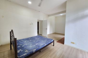 Crescent Park Townvilla