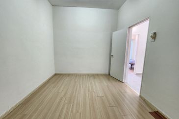 Crescent Park Townvilla