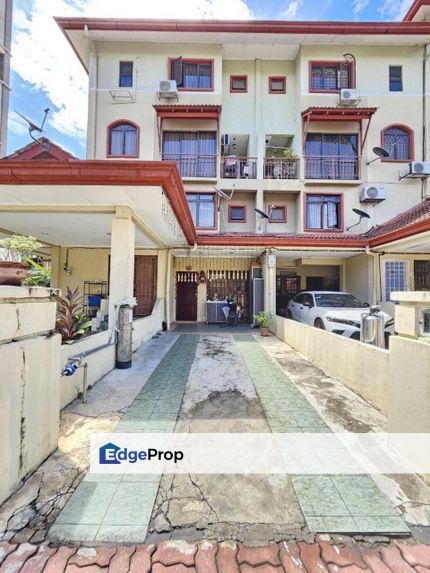 Renovated Duplex Townhouse Villa Laman Tasik, Bandar Sri Permaisuri, Cheras, Kuala Lumpur, Cheras