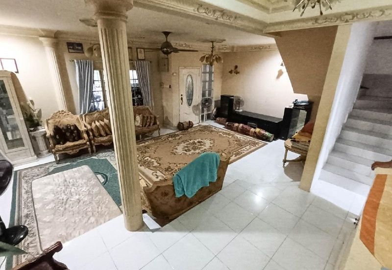 WTS / FOR SALE : Corner Lot Facing Open Double Storey at Bandar Tasik Selatan Kuala Lumpur. Fully Renovated