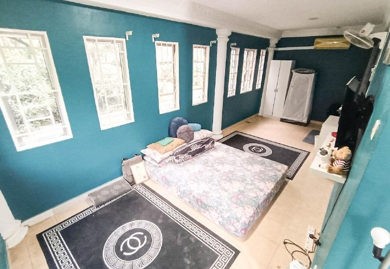 WTS / FOR SALE : Corner Lot Facing Open Double Storey at Bandar Tasik Selatan Kuala Lumpur. Fully Renovated