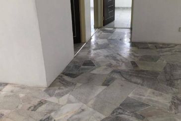 🔥🔥 BELOW MARKET 🔥🔥 FOR SALE : Pangsapuri Sri Melati Bandar Seri Putra Bangi