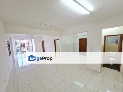FOR SALE : Green Suria Apartment is located at Jalan Green Suria, Bandar Tun Hussein Onn, 43200, Selangor., Selangor, Cheras