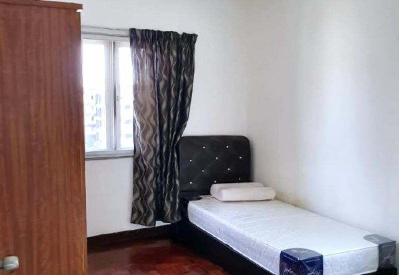 Baiduri Apartment @ Desa Pandan