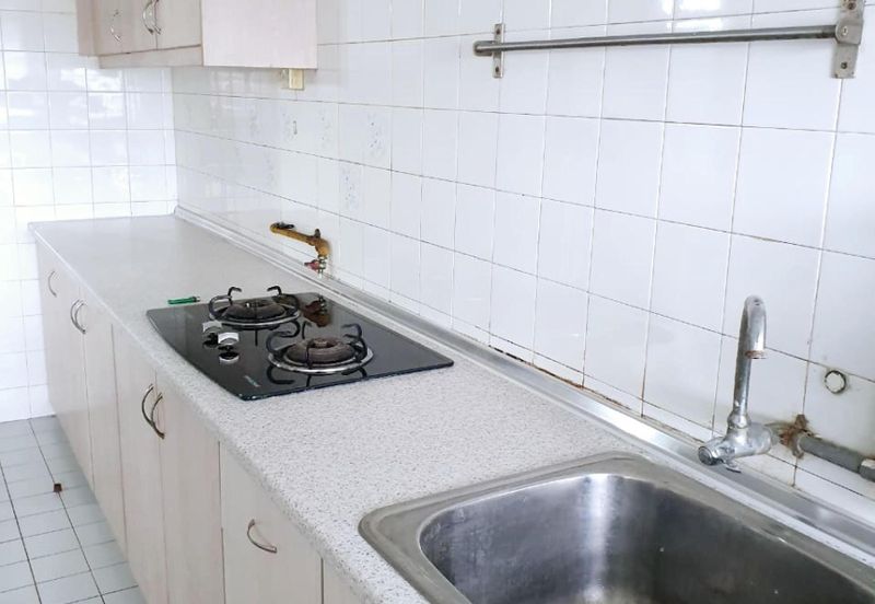 Baiduri Apartment @ Desa Pandan