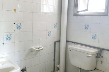 Baiduri Apartment @ Desa Pandan