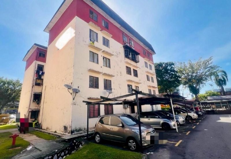 Flat Pandan Jaya Blok L13