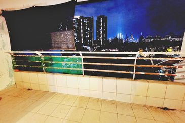 Baiduri Apartment @ Desa Pandan