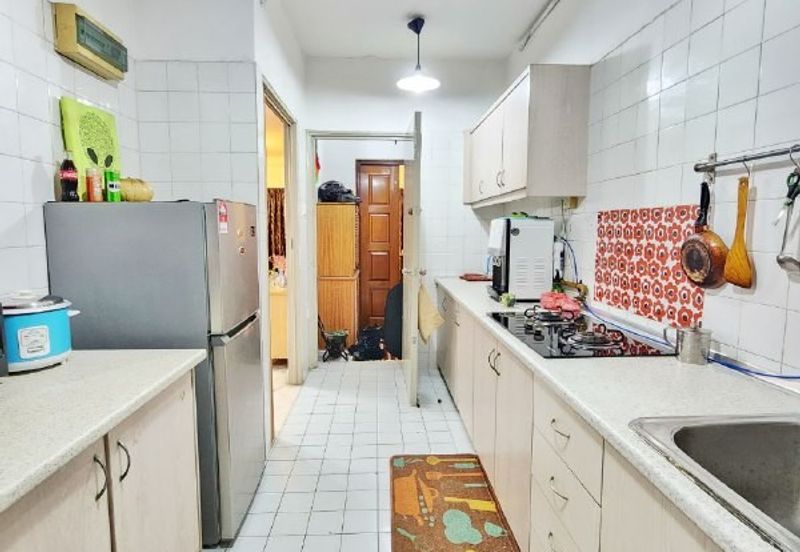 Baiduri Apartment @ Desa Pandan