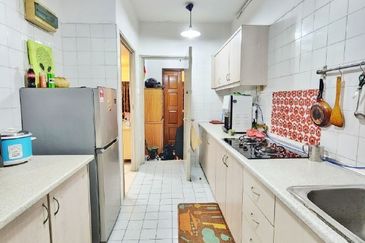 Baiduri Apartment @ Desa Pandan