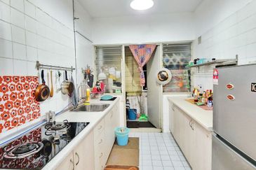 Baiduri Apartment @ Desa Pandan