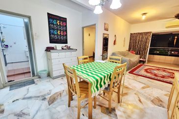 Baiduri Apartment @ Desa Pandan