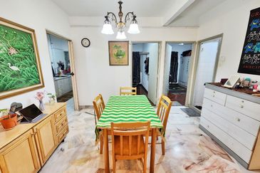 Baiduri Apartment @ Desa Pandan