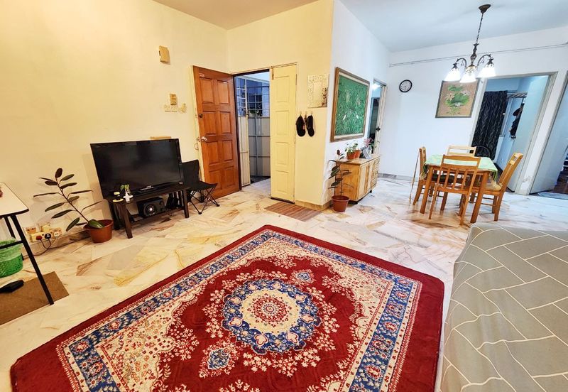 Baiduri Apartment @ Desa Pandan