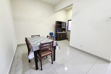 Crescent Park Townvilla