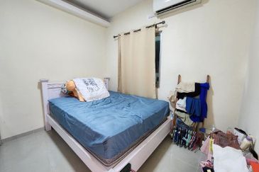 FOR SALE ‼️  [EXTENDED + RENOVATED] Single Storey Bungalow Desa Pinggiran Putra Kajang