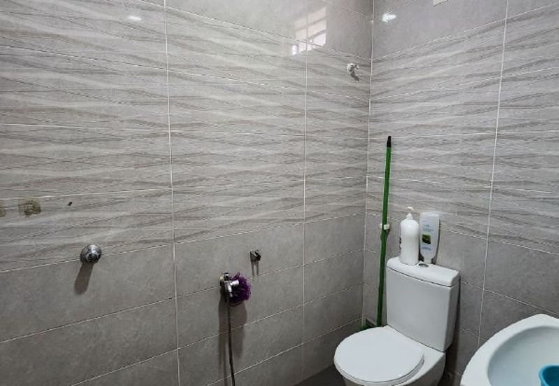 FOR SALE ‼️  [EXTENDED + RENOVATED] Single Storey Bungalow Desa Pinggiran Putra Kajang