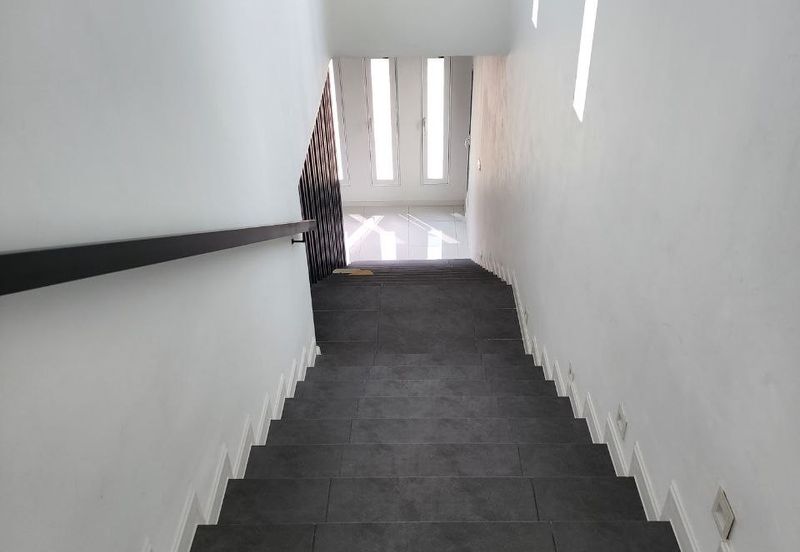 FOR SALE ‼️    [MODERN CONCEPT] Double Storey Bungalow @ Persiaran Puncak Mekar, Sungai Merab