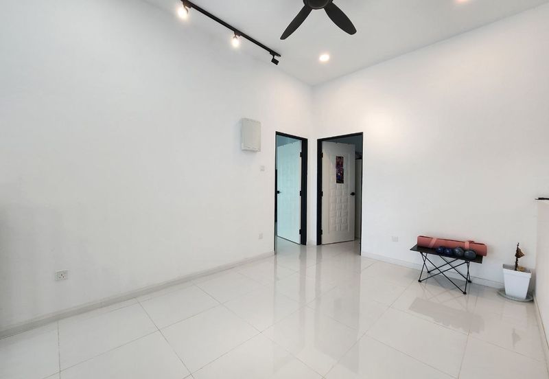 FOR SALE ‼️    [MODERN CONCEPT] Double Storey Bungalow @ Persiaran Puncak Mekar, Sungai Merab