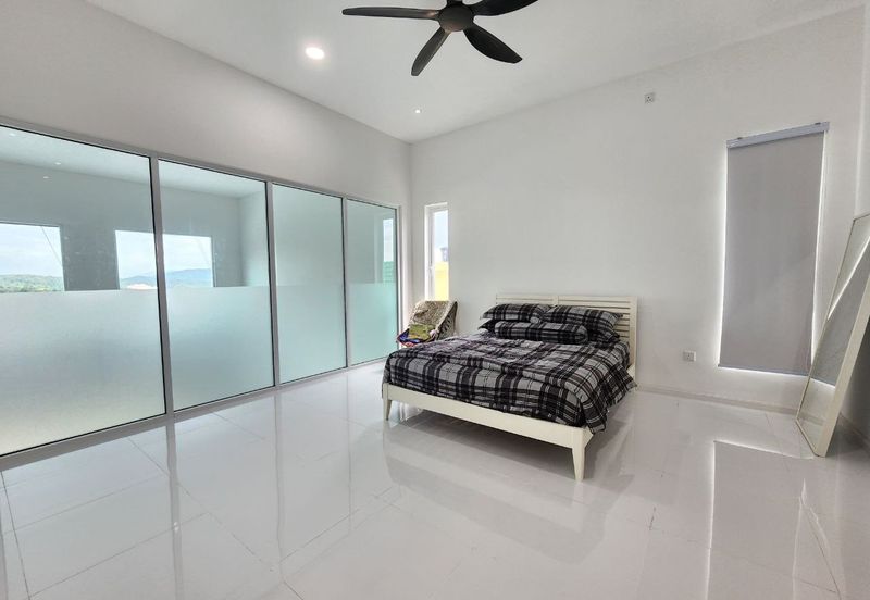 FOR SALE ‼️    [MODERN CONCEPT] Double Storey Bungalow @ Persiaran Puncak Mekar, Sungai Merab