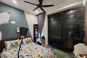 For Sale! [GROUND UNIT] RENOVATED Townhouse Casa Bluebell Cybersouth FULLY RENOVATED 🔥 RUMAH PALING CANTIK 🔥