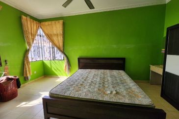 TURUN HARGA RM1.08M ➡️ RM998,800  For sale! [RENOVATED] Freehold Double Storey Semi-D Taman Kajang Impian Seksyen 7 Bandar Baru Bangi