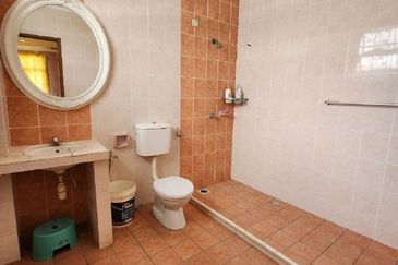 TURUN HARGA RM1.08M ➡️ RM998,800  For sale! [RENOVATED] Freehold Double Storey Semi-D Taman Kajang Impian Seksyen 7 Bandar Baru Bangi