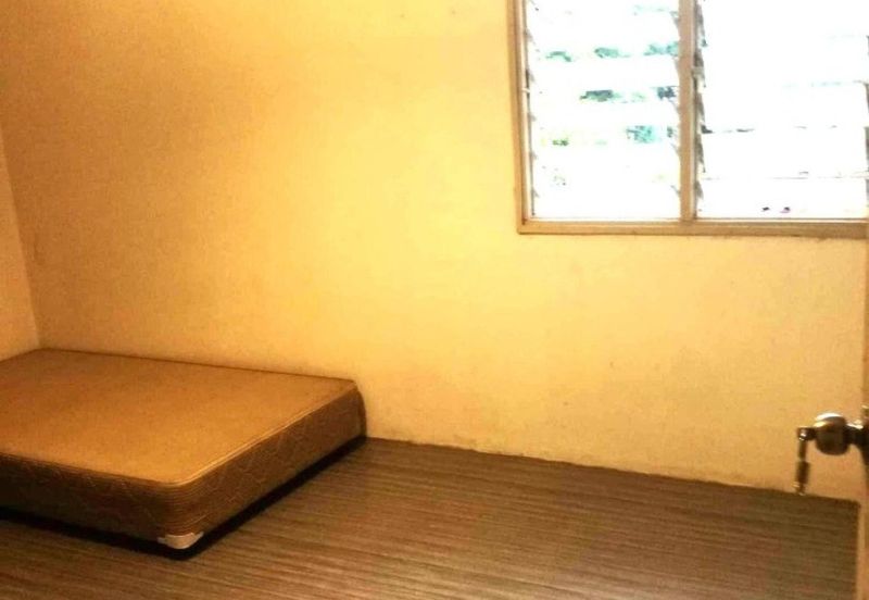 FOR SALE! [CORNER WITH BIG EXTRA LAND] Double Storey Terrace House Pandan Jaya, KL