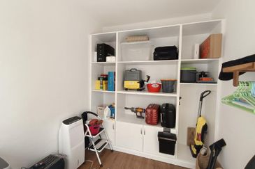 FOR SALE! FULLY FURNISH & RENOVATED Double Storey House Taman Zooview Ampang @ Kemensah