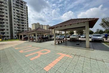 Pandan Court, Taman Pandan Mewah