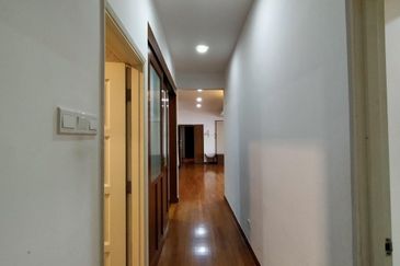 Hijau Apartment (Ukay Heights)