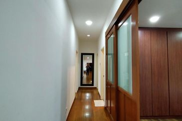 Hijau Apartment (Ukay Heights)