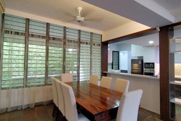 Hijau Apartment (Ukay Heights)