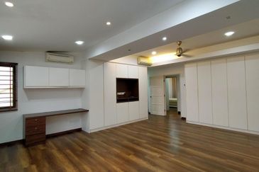 Hijau Apartment (Ukay Heights)