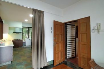 Hijau Apartment (Ukay Heights)