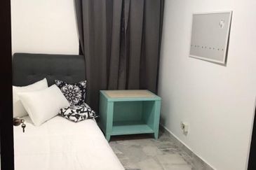 De Tropicana Condominium