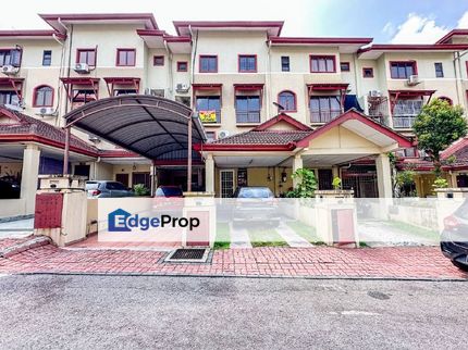 FOR SALE :  REFURBISH NICE UNIT   Villa Laman Tasik Townhouse , Bandar Sri Permaisuri, Cheras KL  (UPPER UNIT), Kuala Lumpur, Cheras
