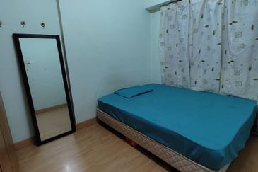 Anjung Hijau (Greenfield Apartment)