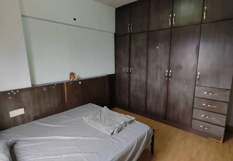 Anjung Hijau (Greenfield Apartment)