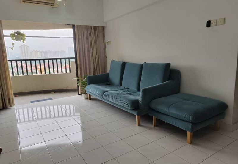 Anjung Hijau (Greenfield Apartment)
