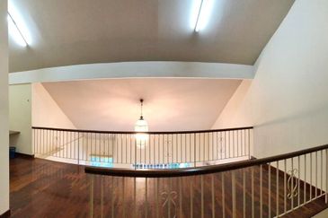 Mandola, Duplex Townhouse