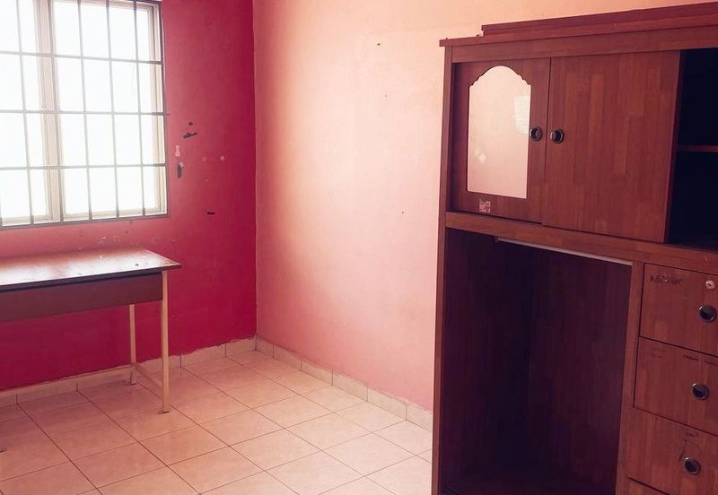 WTS Townhouse Bandar Seri Putra