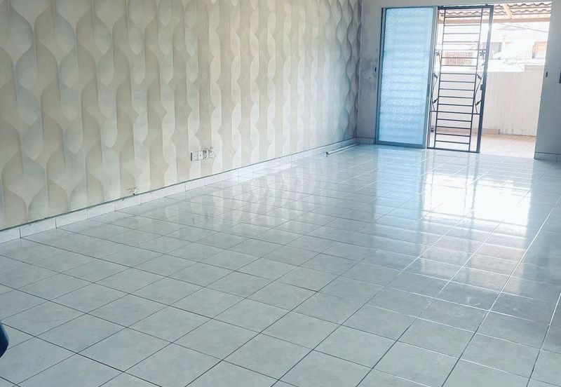 WTS Townhouse Bandar Seri Putra