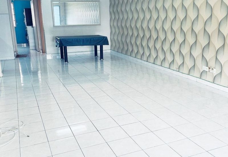 WTS Townhouse Bandar Seri Putra