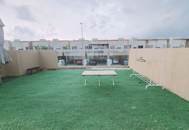 Casa Bluebell @ Cybersouth