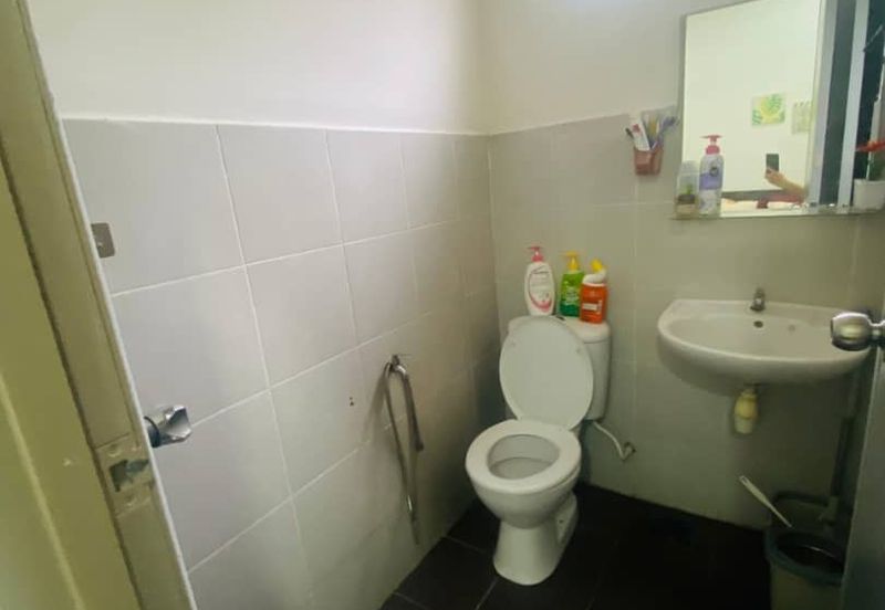 WTL 2 Storey House, Taman Langat Utama 3, Sepang