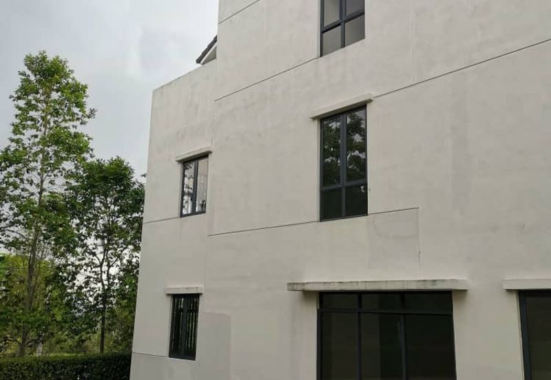 WTL Townhouse Bandar Bukit Mahkota