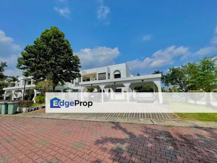 Townhouse unit menghadap tasik,taman untuk dijual!!, Selangor, Kajang