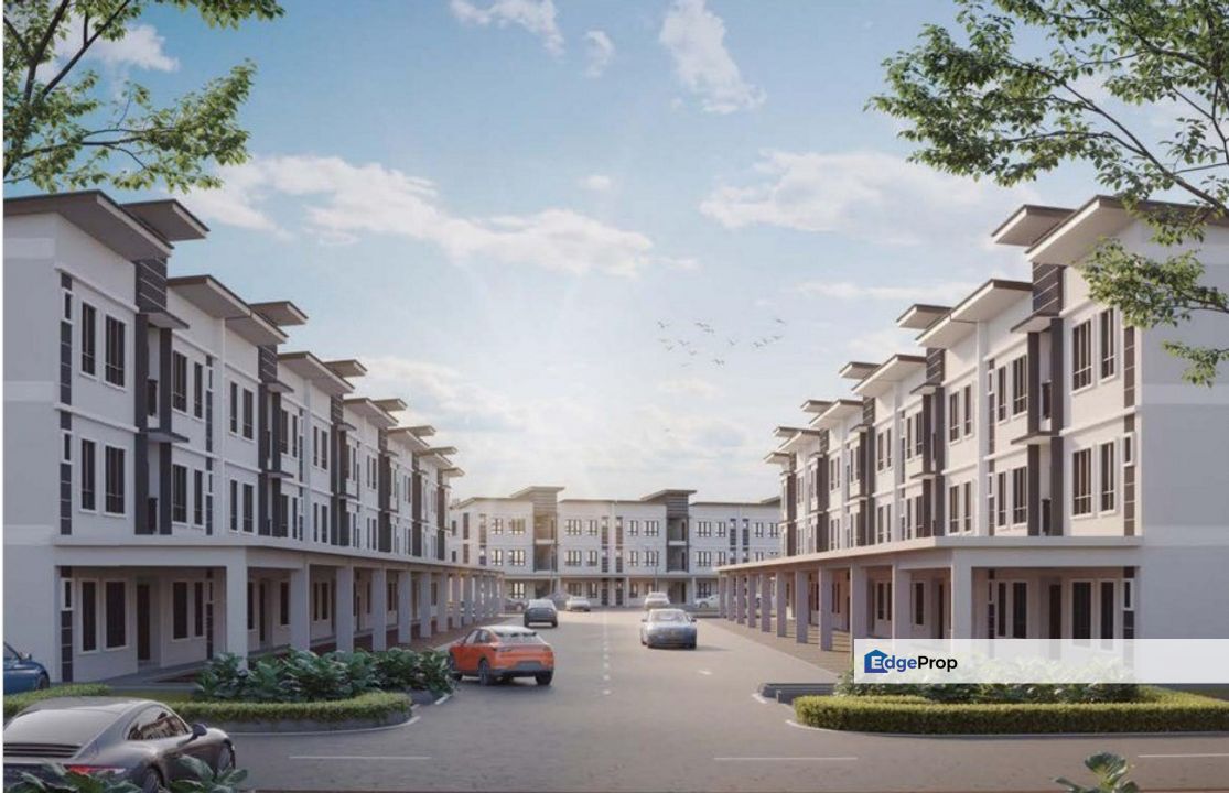 Jenderam Hilir 3 storey townhouse near Putrajaya and Bangi with good price and unit 24 x 45 ft, Selangor, Sepang