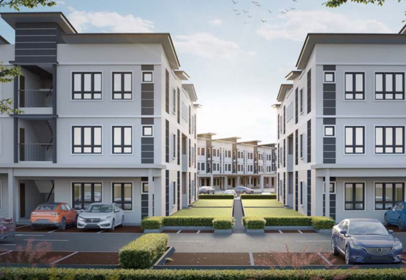 Jenderam Hilir 3 storey townhouse near Putrajaya and Bangi with good price and unit 24 x 45 ft